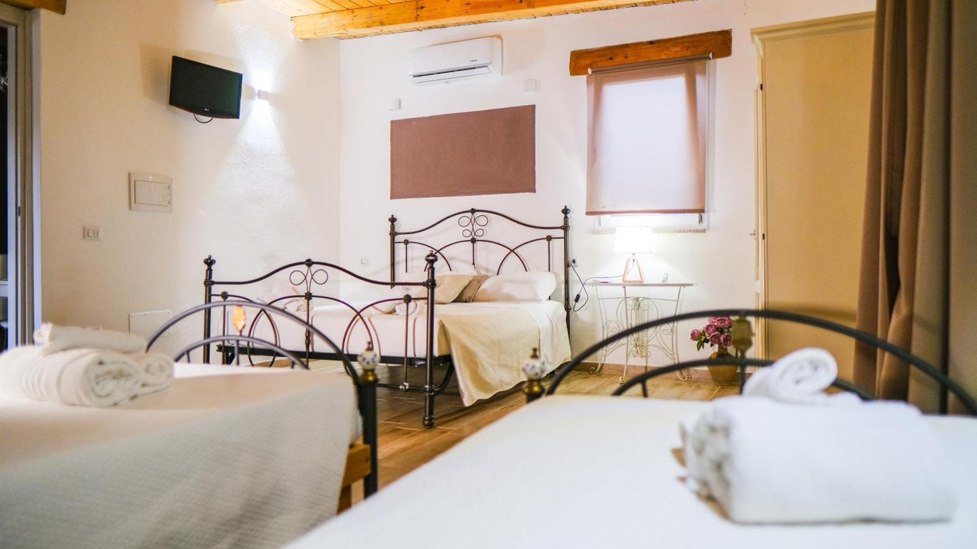 סורסו Antica Dimora Storica Villa Di Labbiu Relax & Rooms Design מראה חיצוני תמונה